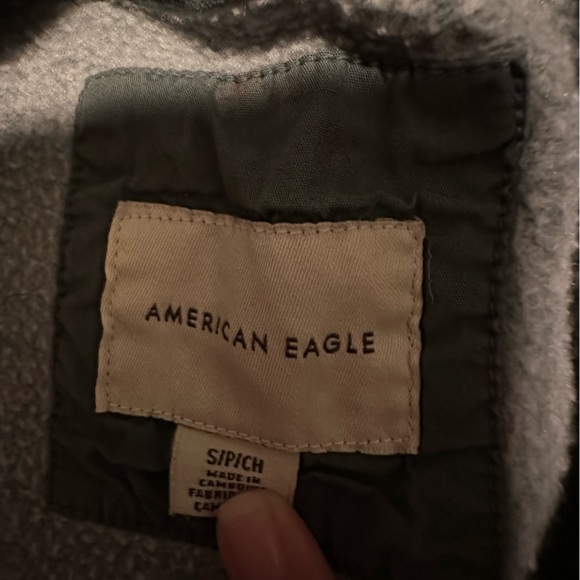 EUC- American Eagle Crew Neck (Forest green) - Picture 3 of 3
